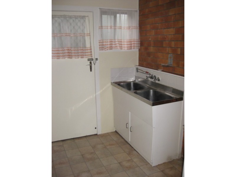 4/10 Long Street, Rangeville QLD 4350