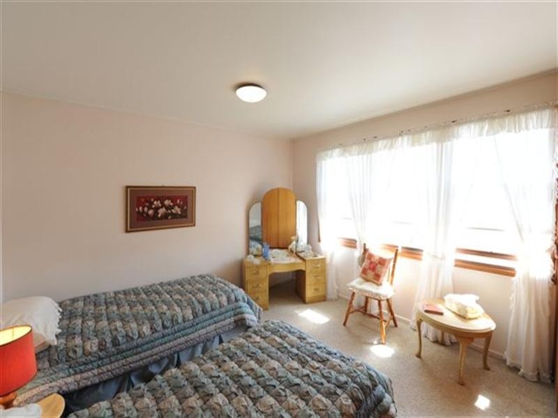 22 Knockator Crescent, Centenary Heights QLD 4350