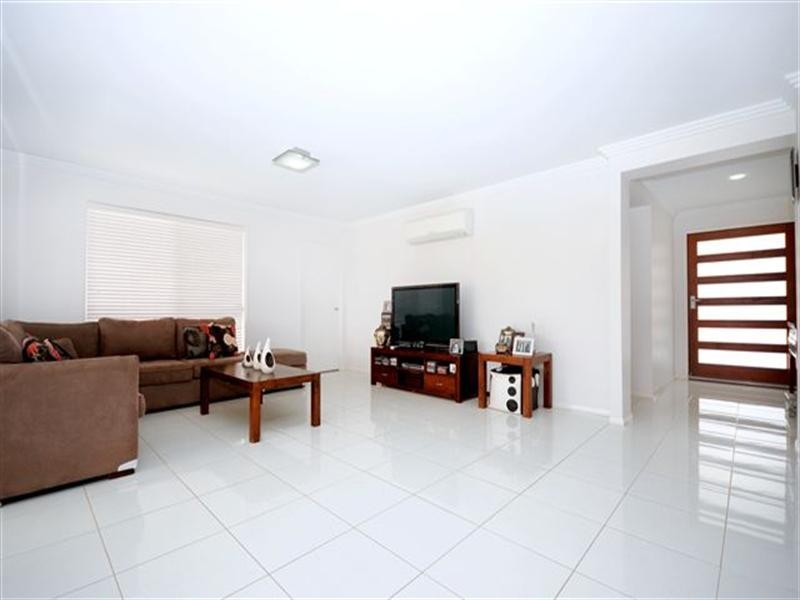 22 Honeyeater Drive, Highfields QLD 4352