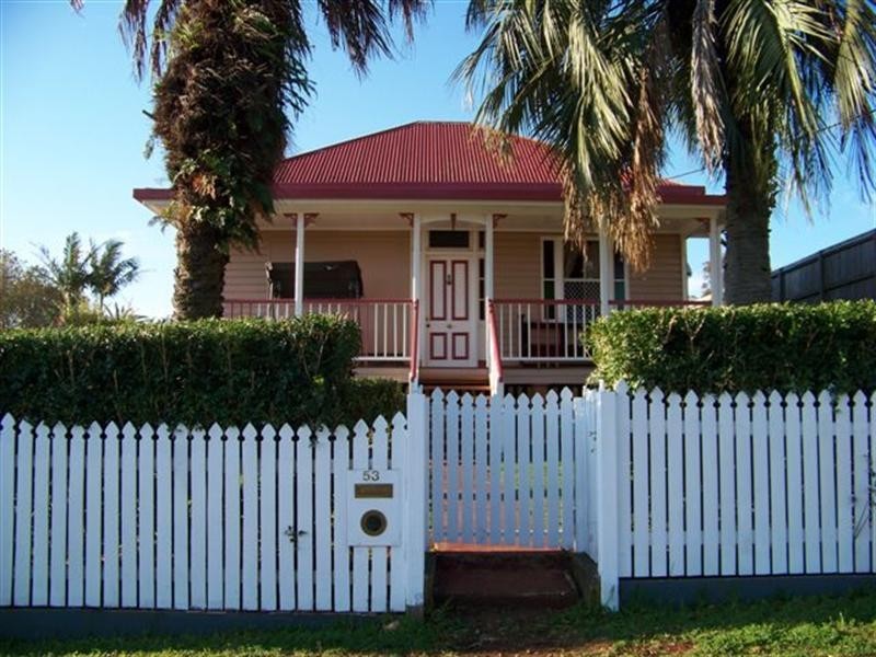 53 Jellicoe Street, Mount Lofty QLD 4350