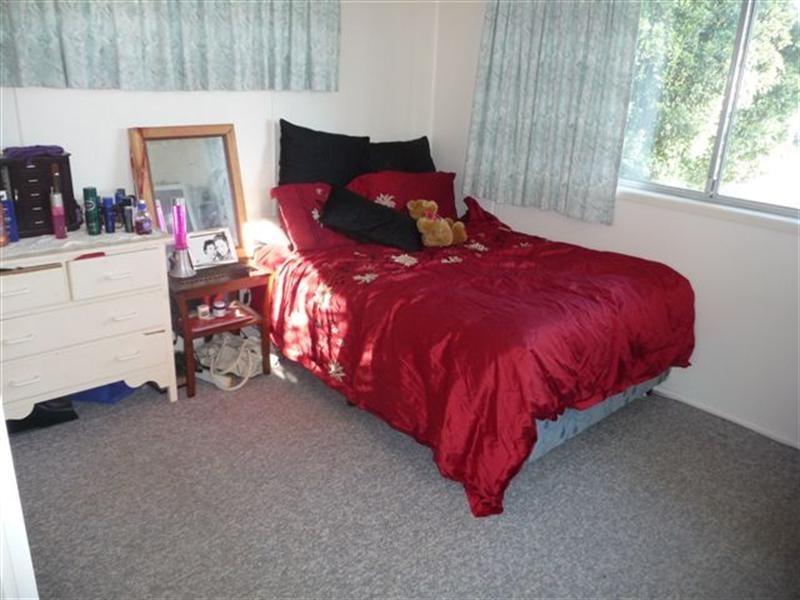 11 Coates Street, Kearneys Spring QLD 4350