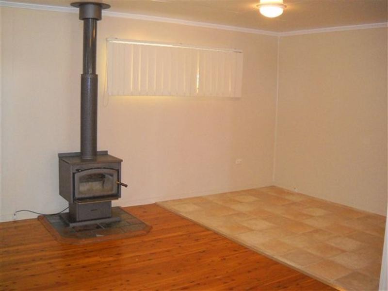 7 James Street, Oakey QLD 4401