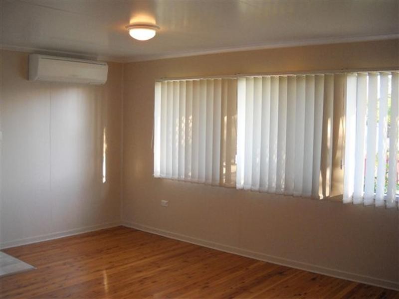 7 James Street, Oakey QLD 4401