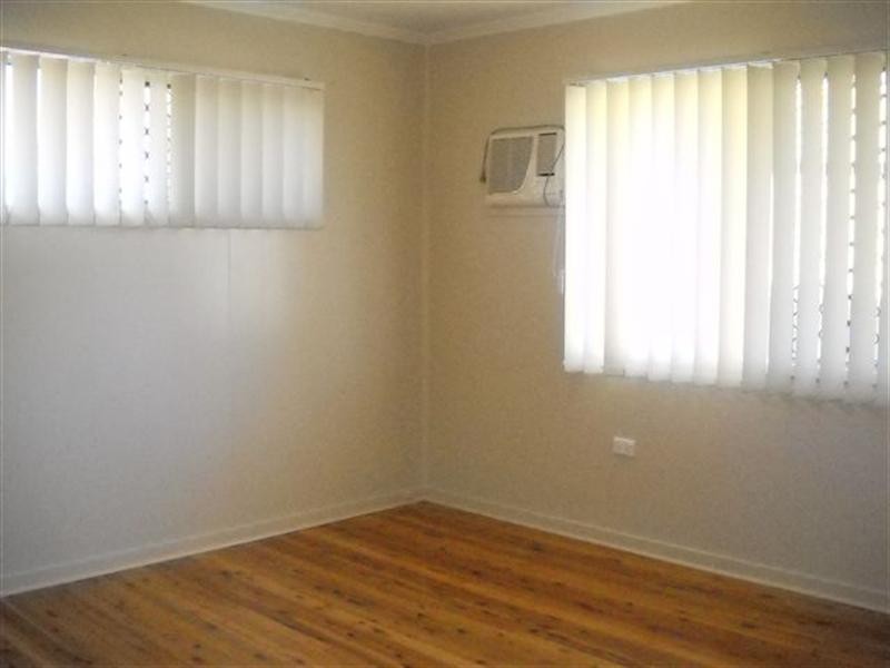 7 James Street, Oakey QLD 4401