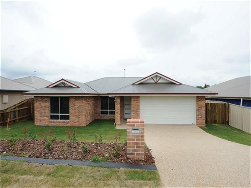 12 Highcourt Drive, Wilsonton Heights QLD 4350