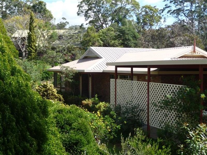 12 Grey Gums Drive, Blue Mountain Heights QLD 4350