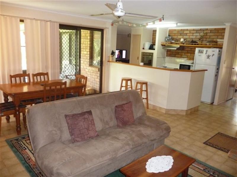 12 Grey Gums Drive, Blue Mountain Heights QLD 4350