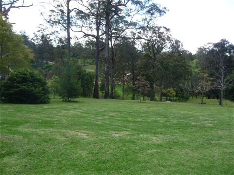 12 Grey Gums Drive, Blue Mountain Heights QLD 4350