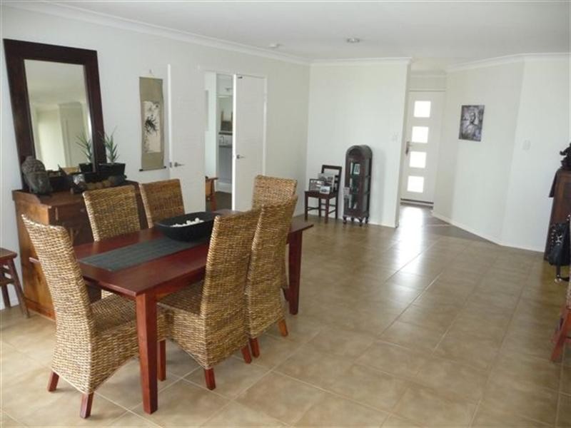 7 Campbell Drive, Highfields QLD 4352