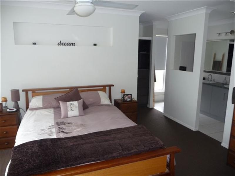 7 Campbell Drive, Highfields QLD 4352