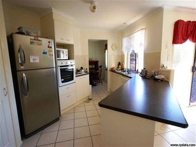 15 William Street, Meringandan QLD 4352