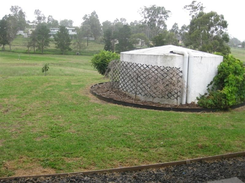 15 William Street, Meringandan QLD 4352