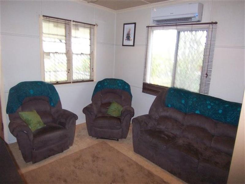 32 Esmond Street, Toowoomba QLD 4350