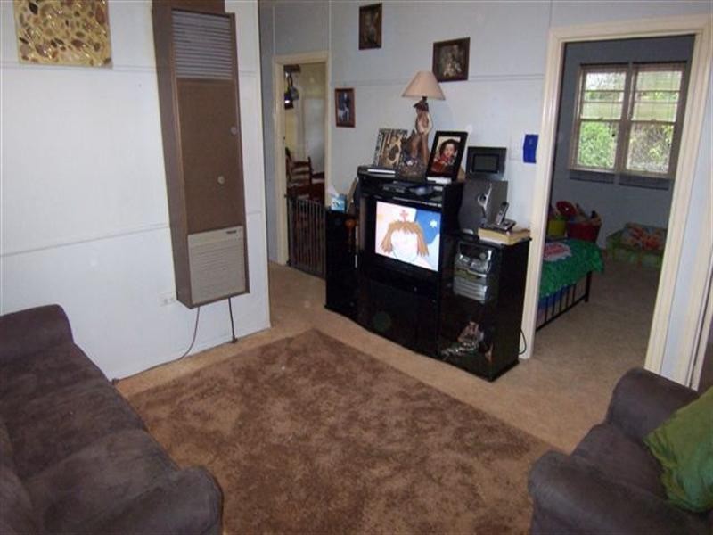 32 Esmond Street, Toowoomba QLD 4350