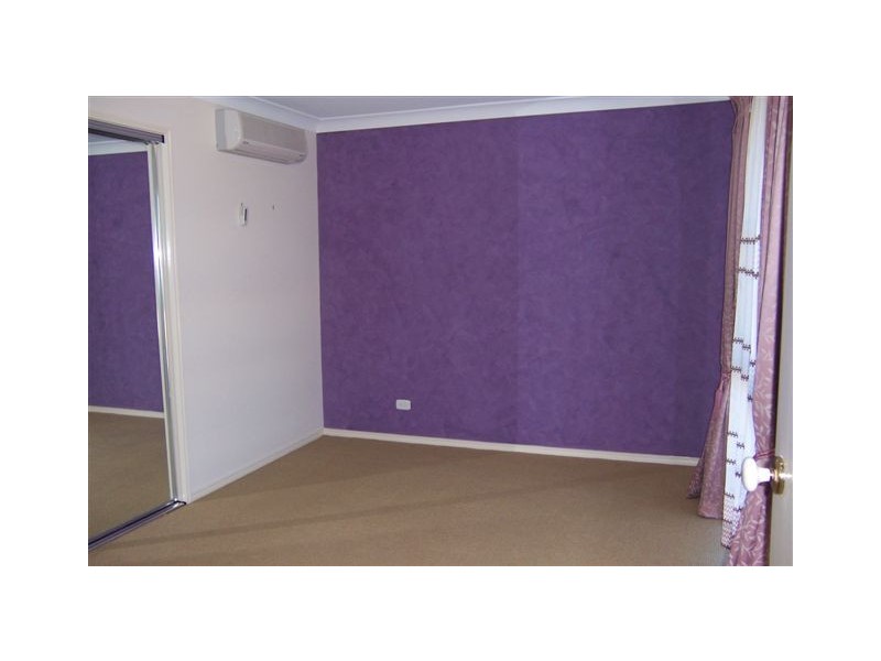 7 Barton Street, Middle Ridge QLD 4350