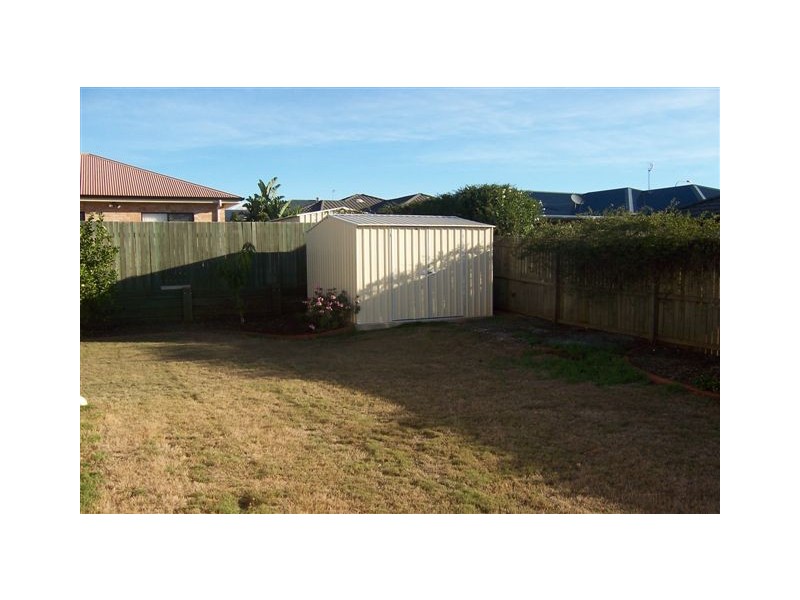 7 Barton Street, Middle Ridge QLD 4350