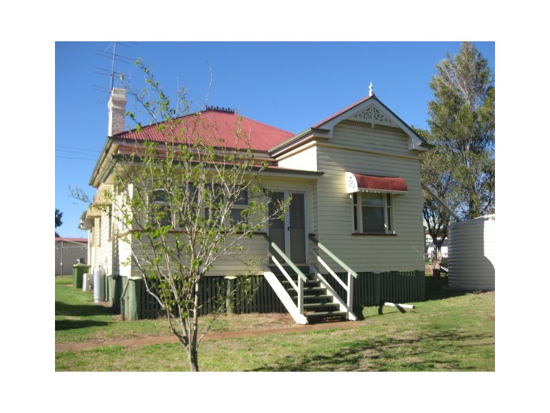 10519 New England Highway, Highfields QLD 4352