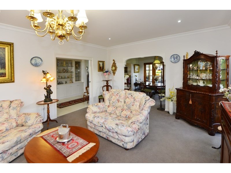 9 Ridgewood Drive, Kearneys Spring QLD 4350