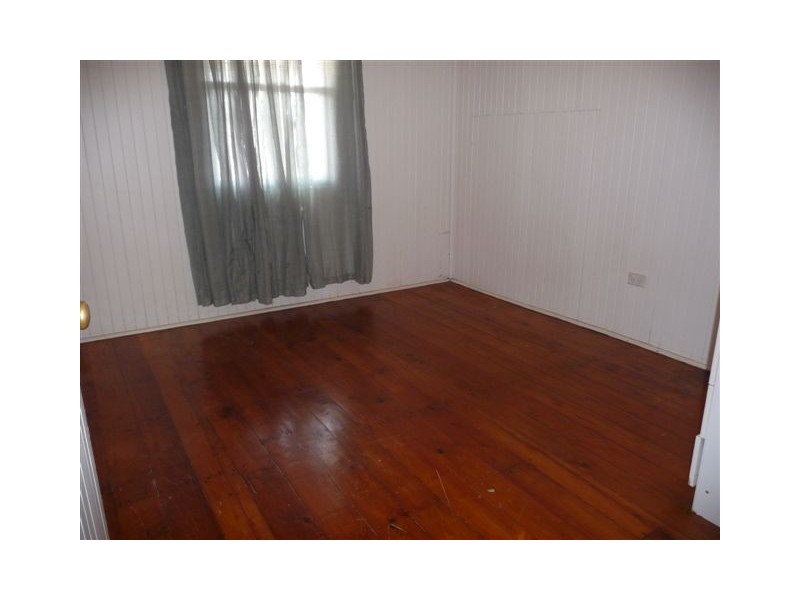 235 South Street, South Toowoomba QLD 4350