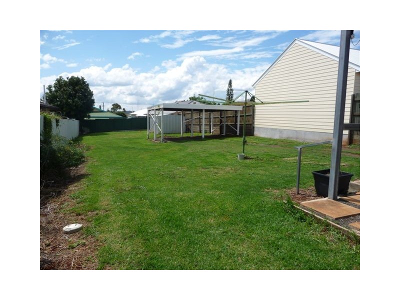 235 South Street, South Toowoomba QLD 4350