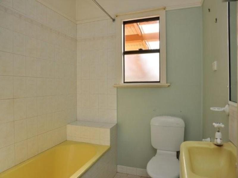 43 Butt Street, Harristown QLD 4350