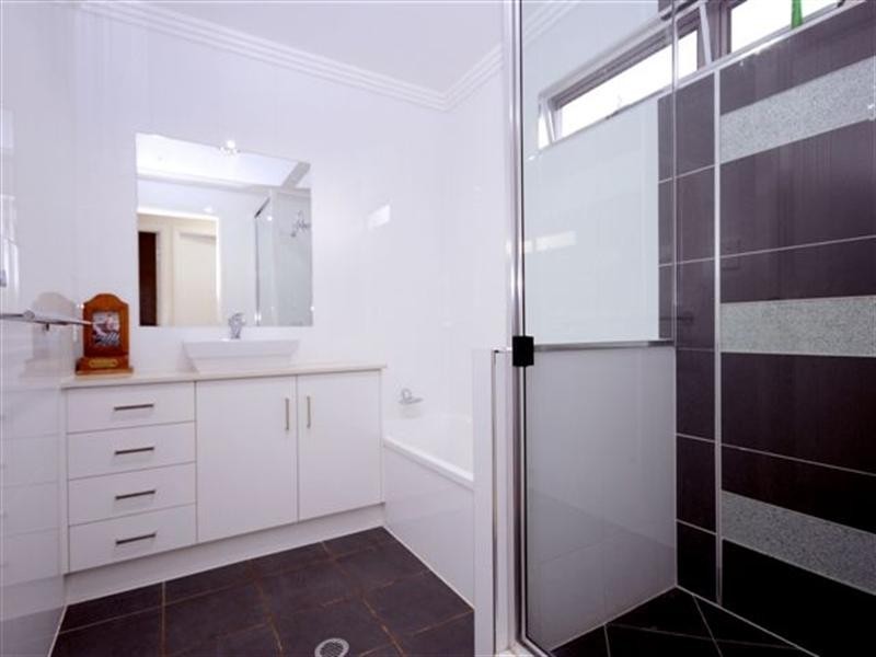 26 Andersson Court, Highfields QLD 4352