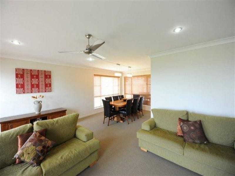 4 Marlowe Court, Westbrook QLD 4350