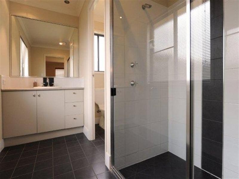 4 Marlowe Court, Westbrook QLD 4350