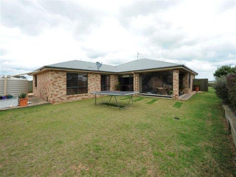 4 Marlowe Court, Westbrook QLD 4350