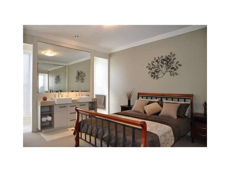 2/69 Kearney Street, Kearneys Spring QLD 4350