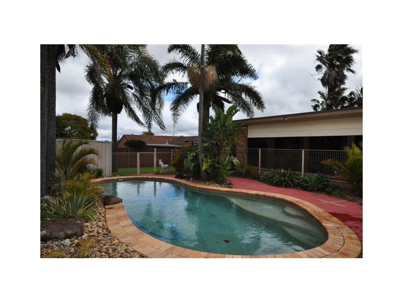 10 Brigalow Street, Newtown QLD 4350