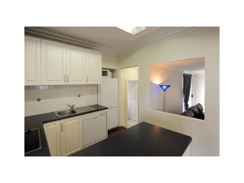 11 Drayton Road, Harristown QLD 4350