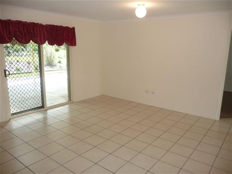 15 William Street, Meringandan West QLD 4352