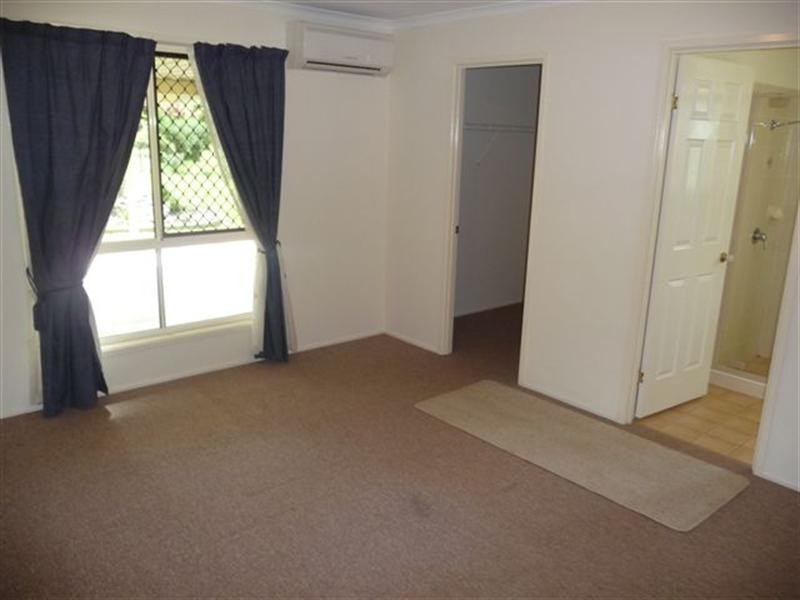 15 William Street, Meringandan West QLD 4352