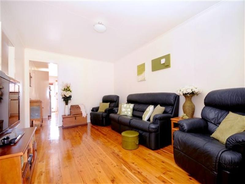 11 Cooper Street, South Toowoomba QLD 4350