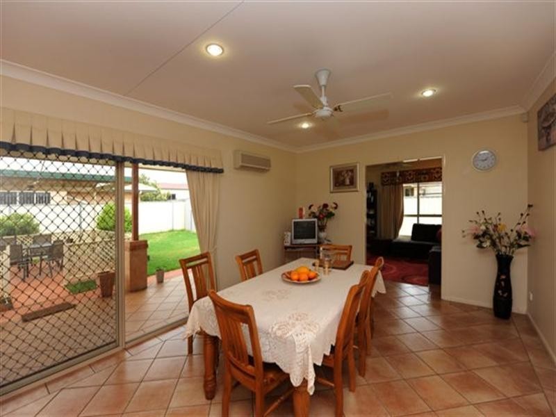 214 Spring Street, Middle Ridge QLD 4350