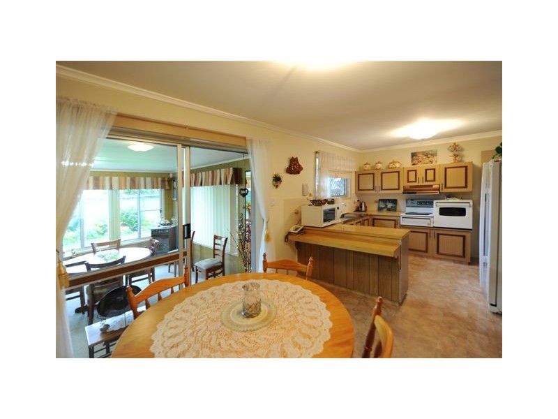 11 Gloucester Crescent, Darling Heights QLD 4350