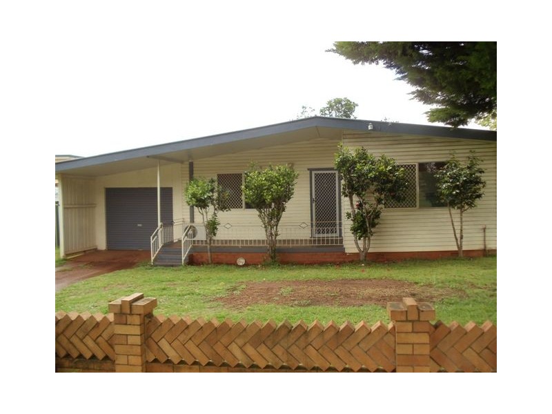 4 Hope Street, Toowoomba West QLD 4350
