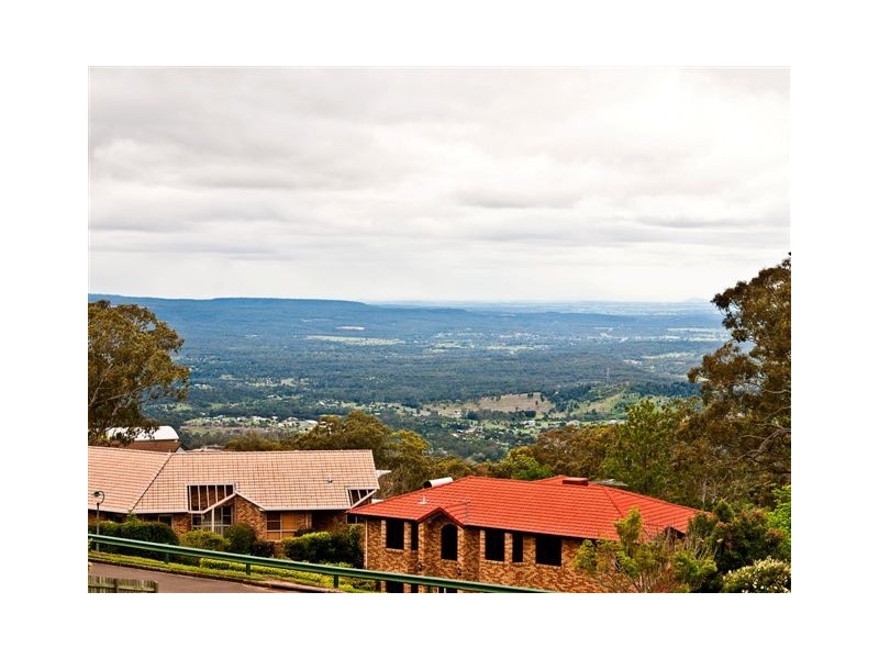 21 Robertson Crescent, Toowoomba QLD 4350