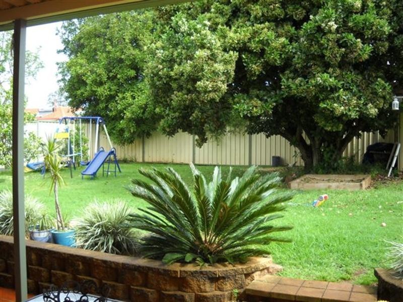 44 Buckland Street, Harristown QLD 4350