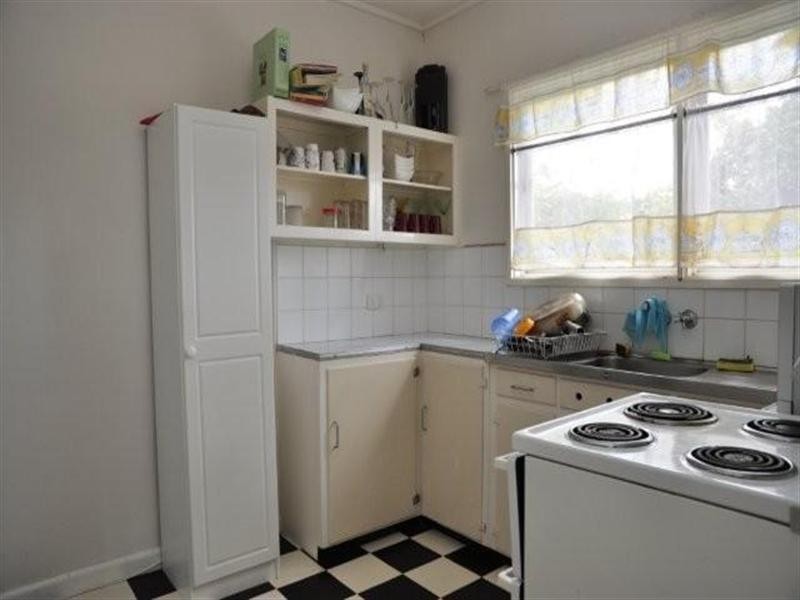 48 Stuart Street, Mount Lofty QLD 4350