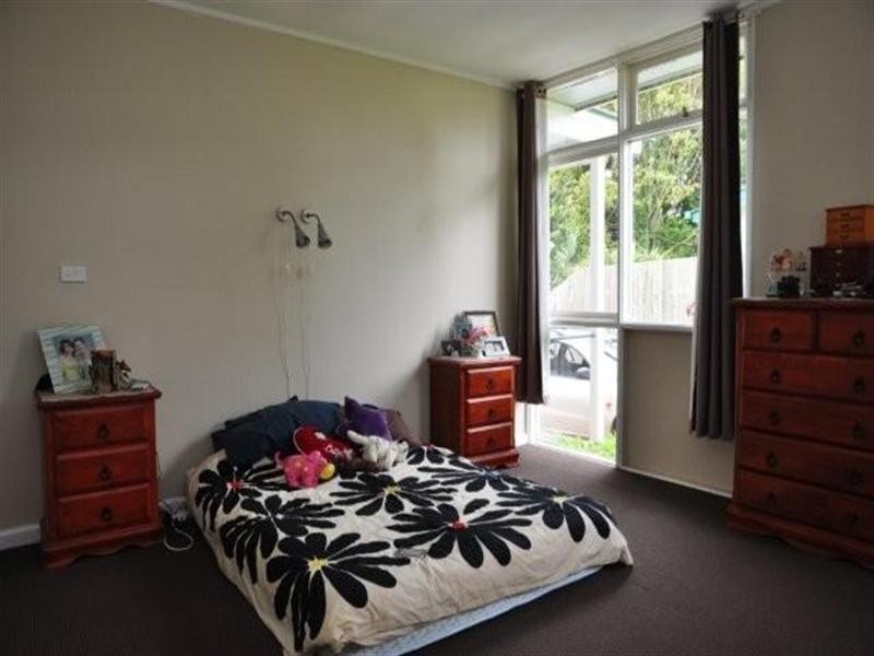 48 Stuart Street, Mount Lofty QLD 4350