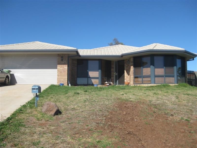 3 Eastwood Place, Highfields QLD 4352