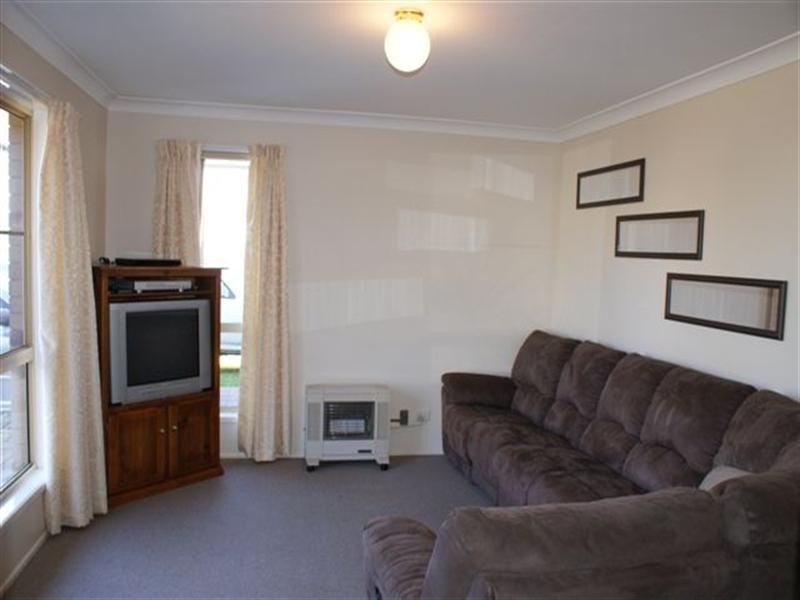 13 Nimrod Court, Wilsonton QLD 4350