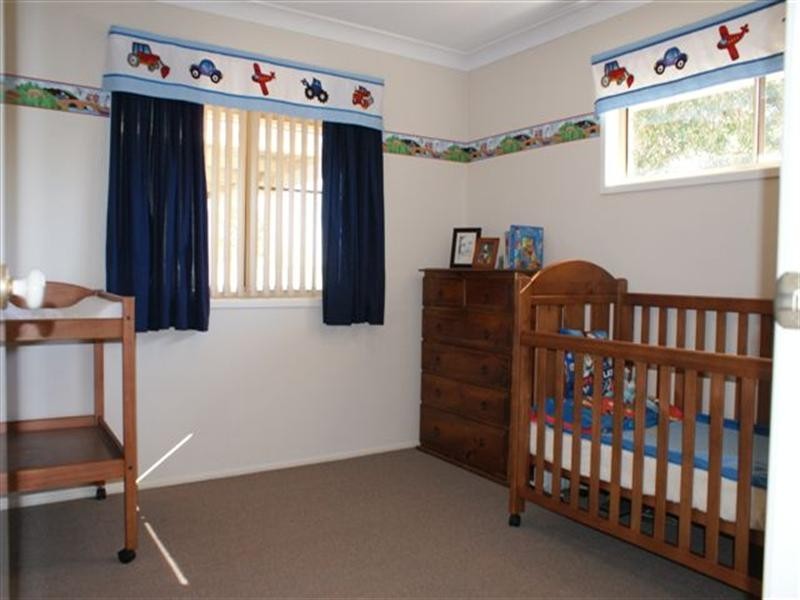 13 Nimrod Court, Wilsonton QLD 4350