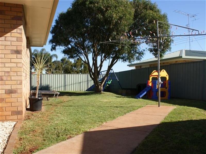 13 Nimrod Court, Wilsonton QLD 4350