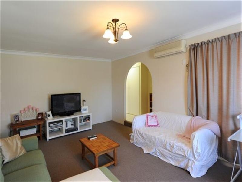 19 Noack Street, Harristown QLD 4350