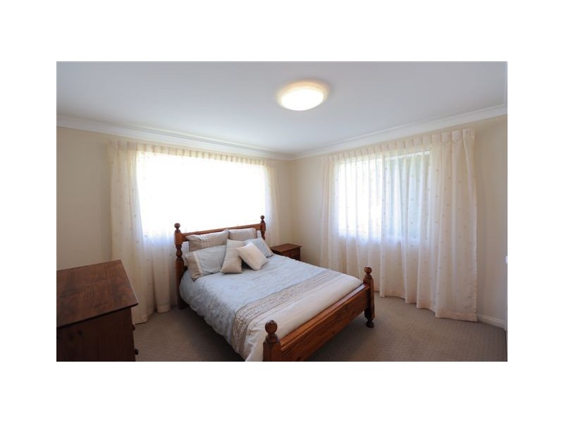 43 Flinders Street, Centenary Heights QLD 4350