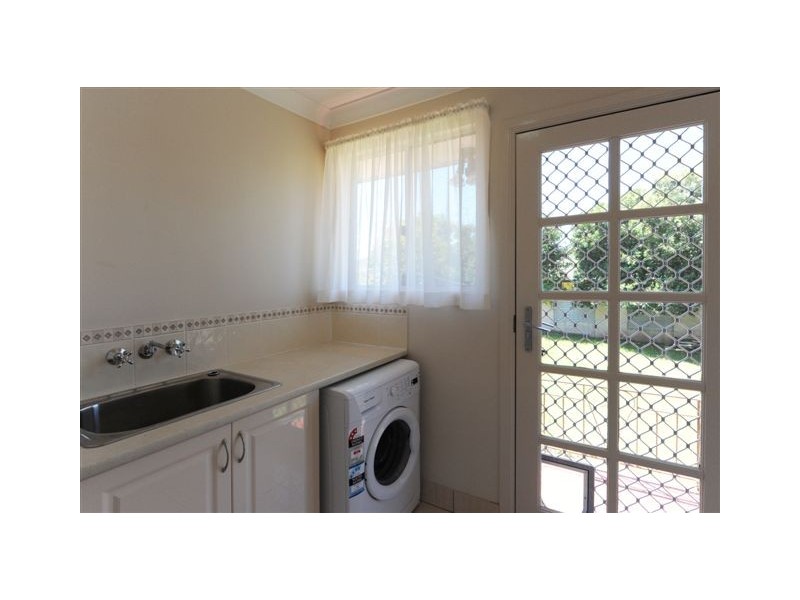 43 Flinders Street, Centenary Heights QLD 4350