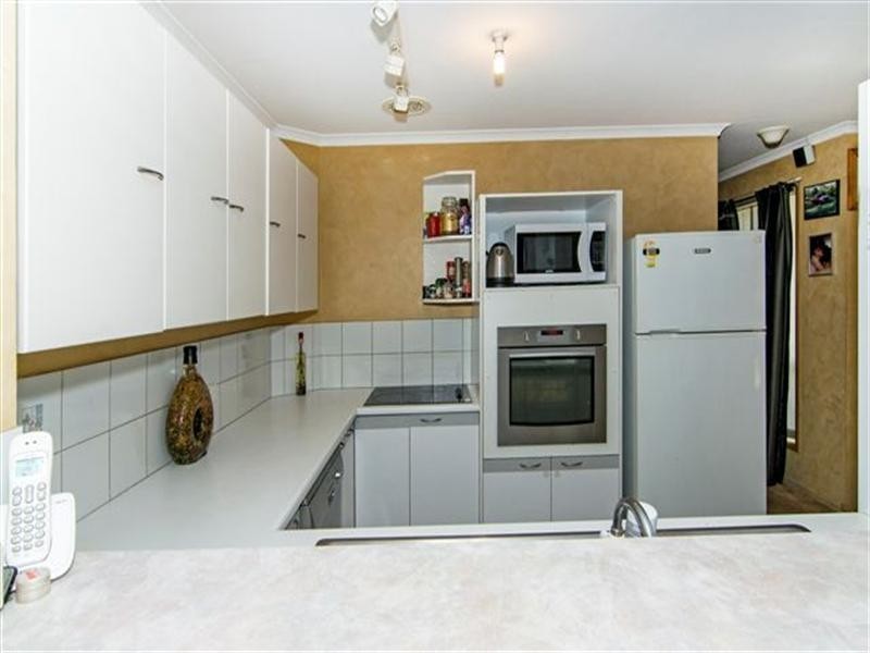 2 Fiona Street, Kingsthorpe QLD 4400